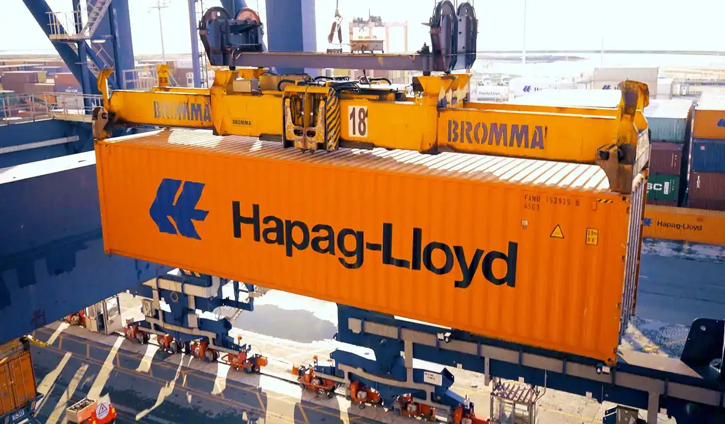 Hapag-Lioyd container